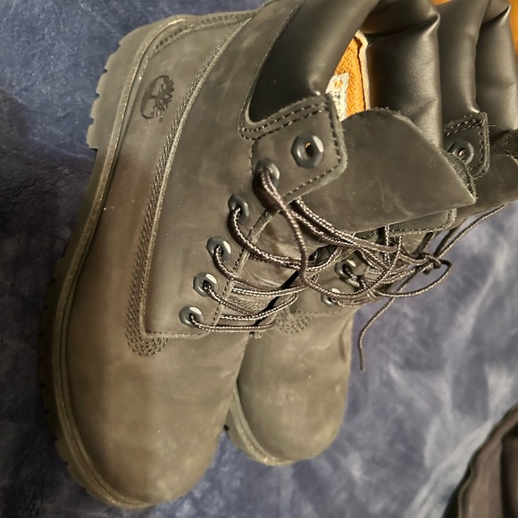 Timberland Boots size 6 juniors fit like size 8 men’s - Picture 4 of 6